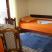 ΔΙΑΜΕΡΙΣΜΑΤΑ ΚΑΙ ΔΩΜΑΤΙΑ CECA BOJANIC, ενοικιαζόμενα δωμάτια στο μέρος Djenović, Montenegro