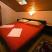 APPARTEMENTS ET CHAMBRES CECA BOJANIC, logement privé à Djenović, Monténégro